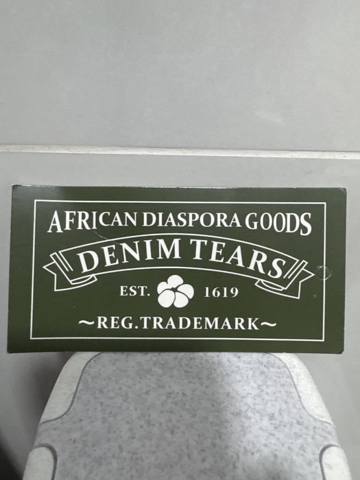 Moletom denim tears