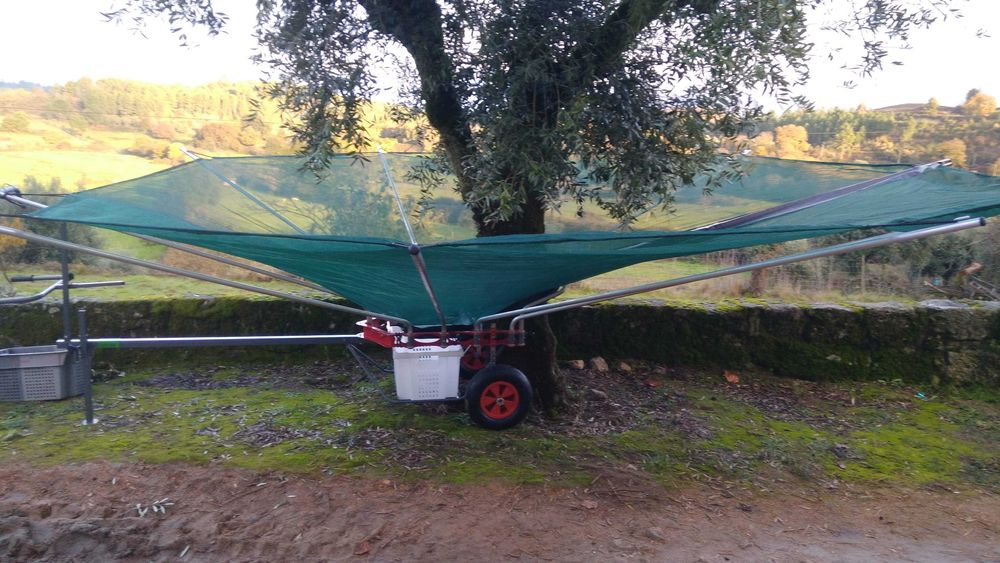 Olitree - Apanha azeitona - Toldos - Panais - Amêndoa- Panos - toldes