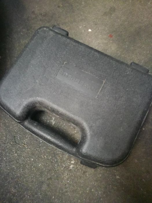 Wkretarka mała poreczna