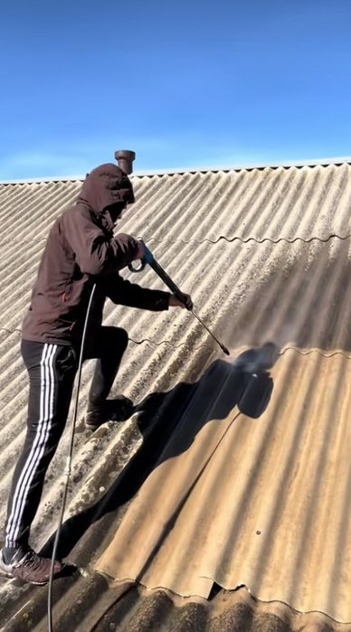 Миття,  фарбування  дахів.