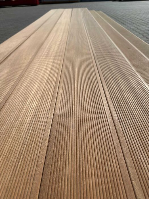 Deska Tarasowa egzotyczna bangkirai Bangkiray ryflowana 25x145mm