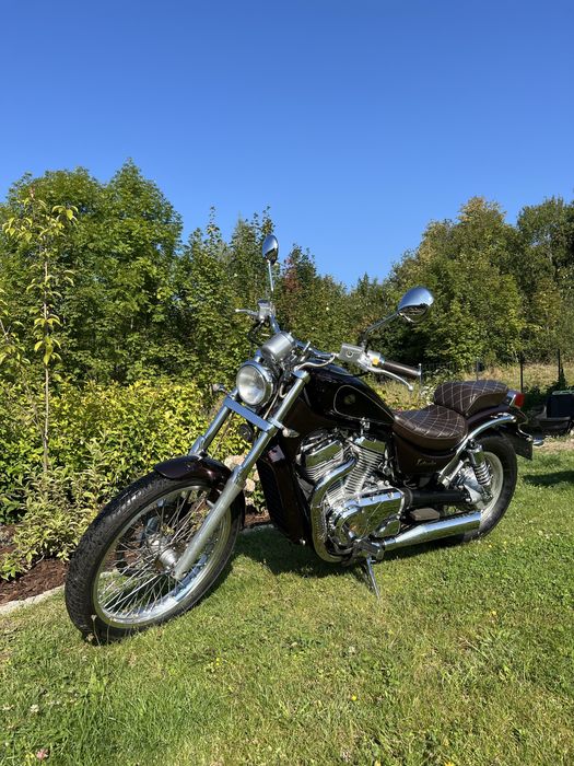 Suzuki Intruder vs 600