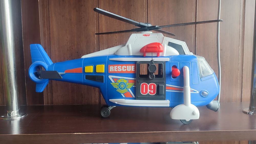 Великий гвинтокрил (вертоліт) Dickie toys