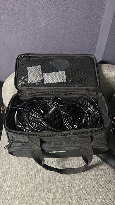Behringer XR18 com case e amo de fones! Sistema completo!