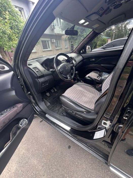 MITSUBISHI OUTLANDER 2008 VIN JMBXJCW8W8Z405004 фото оголошення 7 з 9