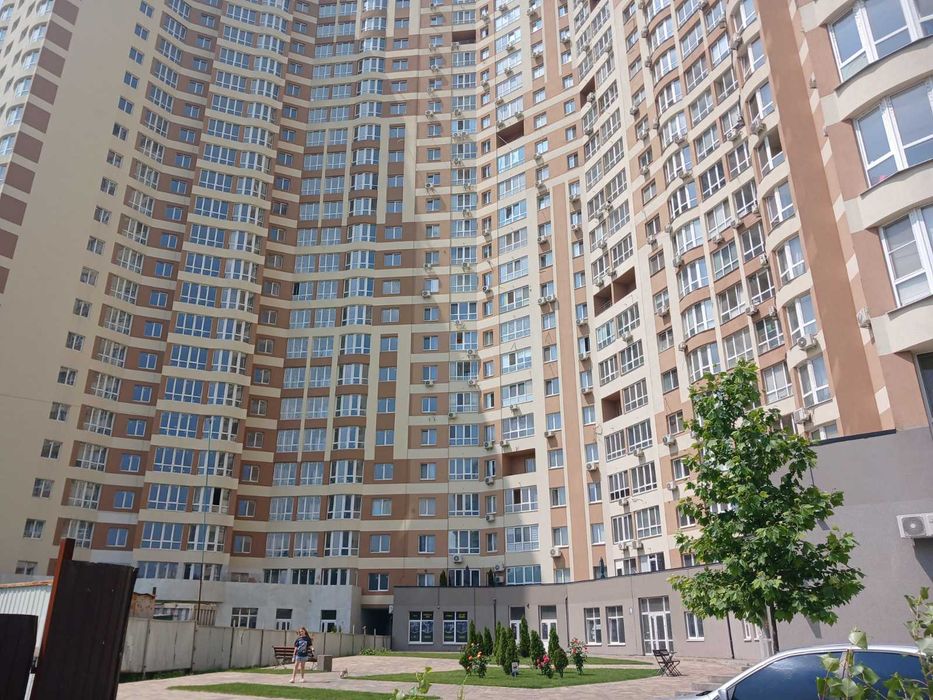 Продам 2 комнатную квартиру 69 м в новом сданном доме