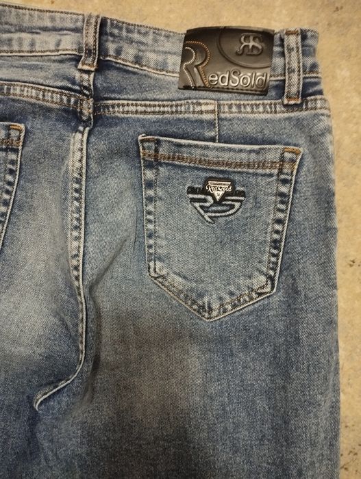 Жіночі джинси мом