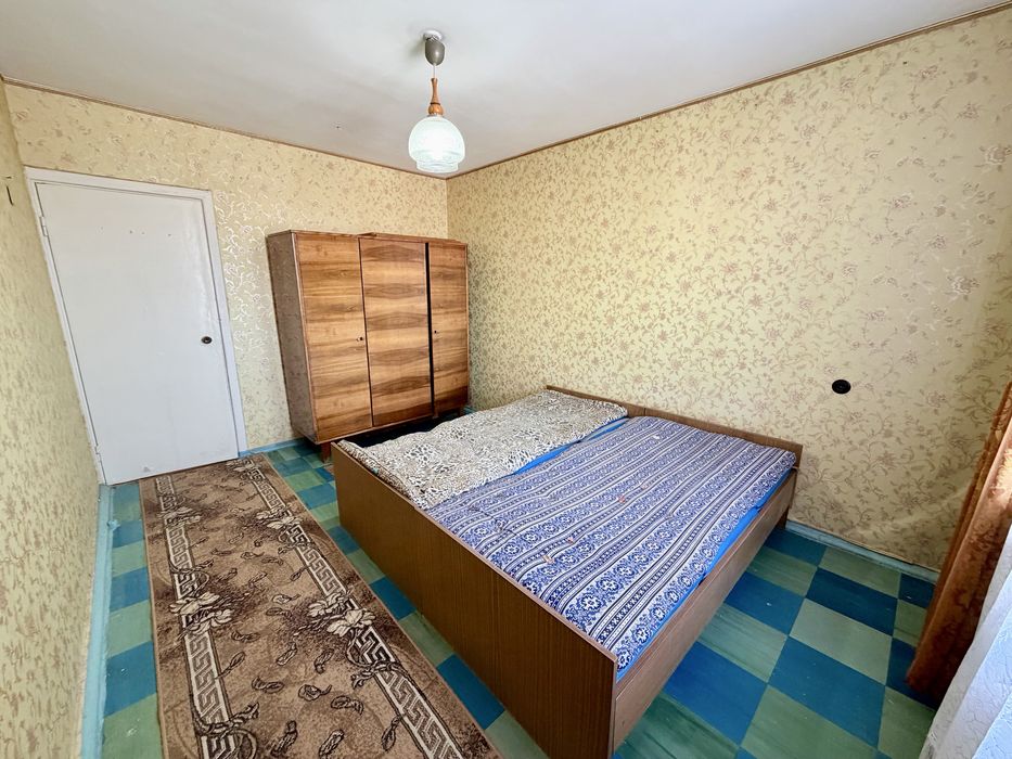 Продаж квартири в районі Космонавтів
