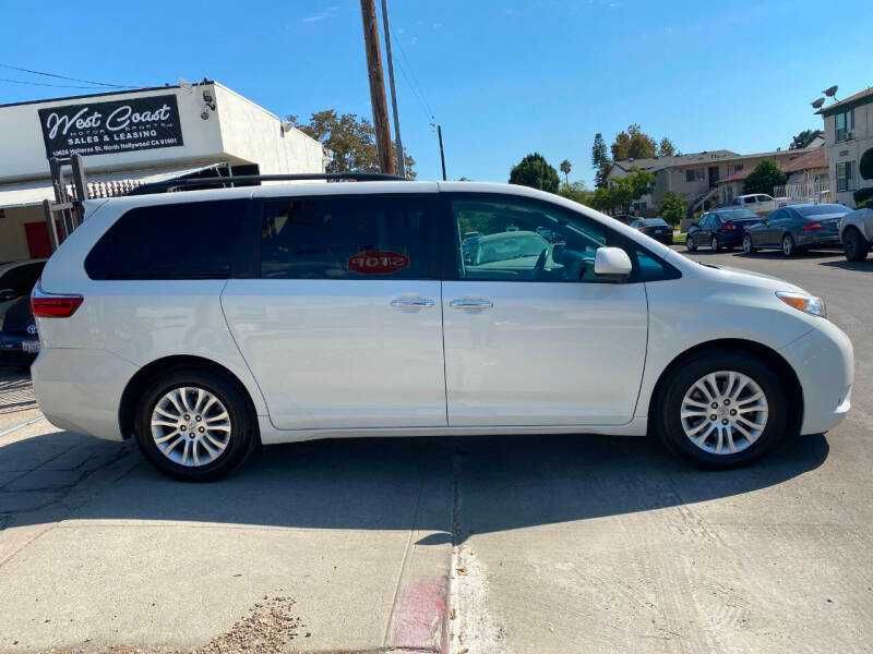 2017 Toyota Sienna