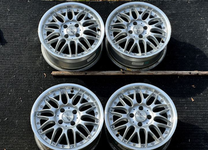Продам диски r15 4x100 ланос авео ваз жигули logan vw golf clio megane 15 4/100 4*100 4 100 98  R15 р15 logan 4.100