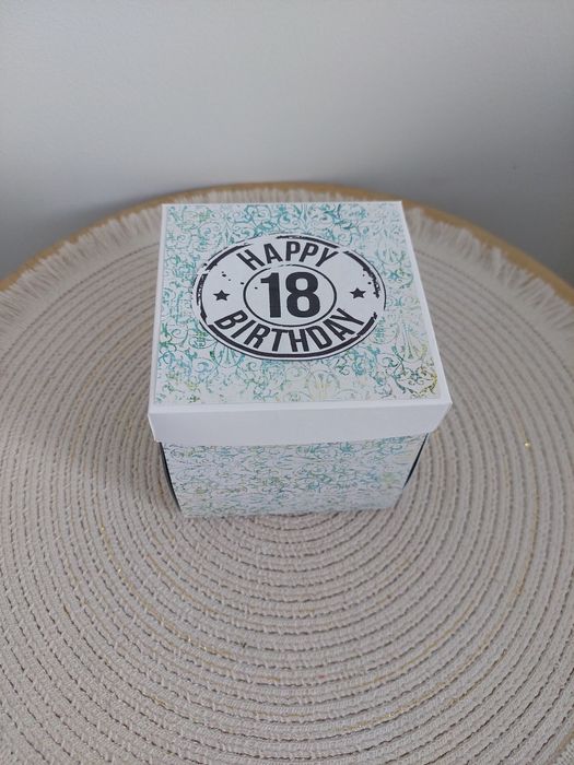 Exploding box z okazji 18
