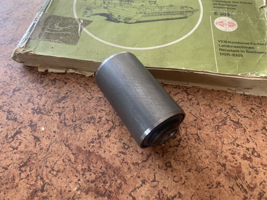 Fortschritt pokosówka kosiarka E303 E302 E301 tulejka główki kosy