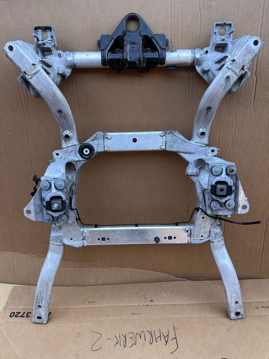 RANGE ROVER VOGUE L405 448DT  Wózek przedni sanki kołyska przód