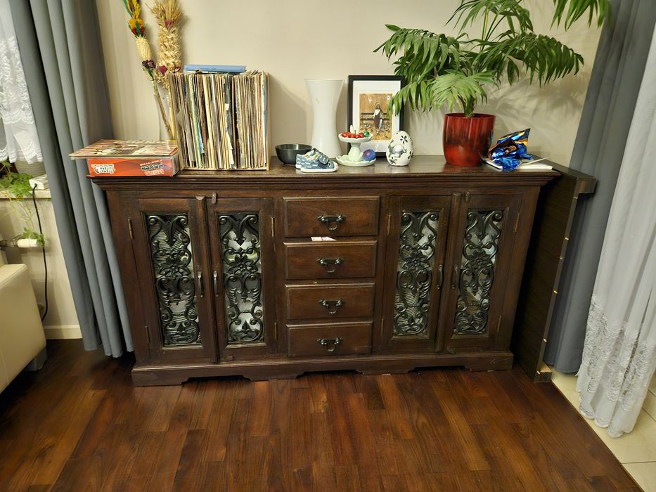 Kredens lite drewno vintage ciemne drewno