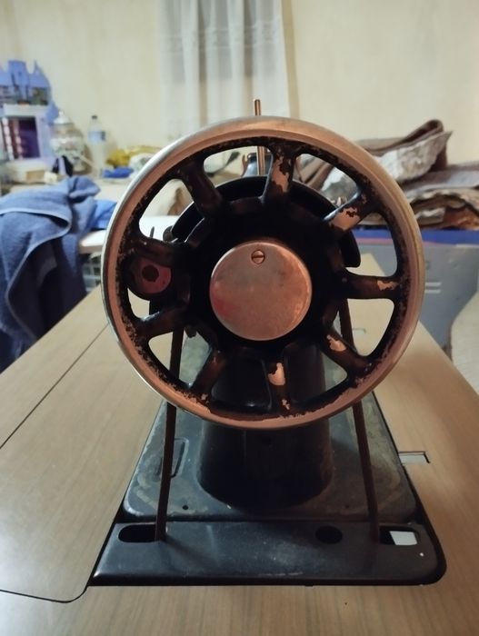 Máquina de costura antiga Singer