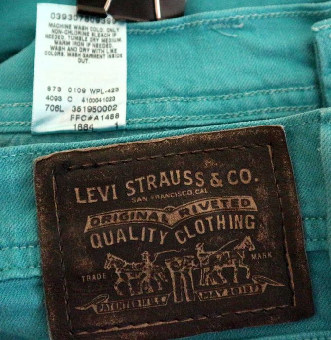Levis 511 rozmiar W32 spodenki jeansowe szorty pas 2 x 43 cm