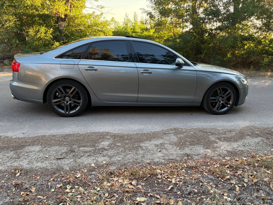 Audi A6 2014 VIN WAUGFAFC8FN037083 фото оголошення 11 з 24