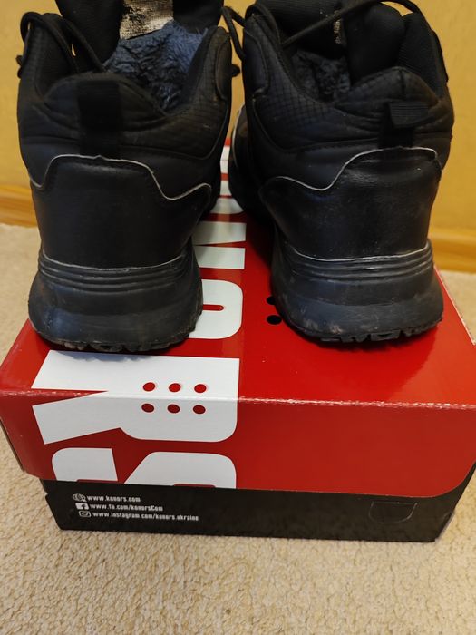 Продам мужские кроссовки зима б/у 41 р.