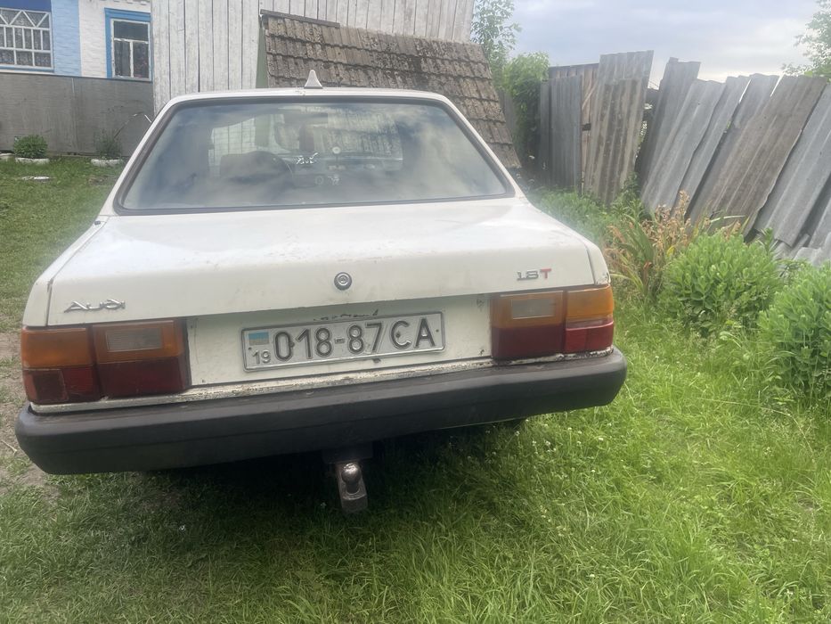 Audi 80 b2 целяком или на розбор