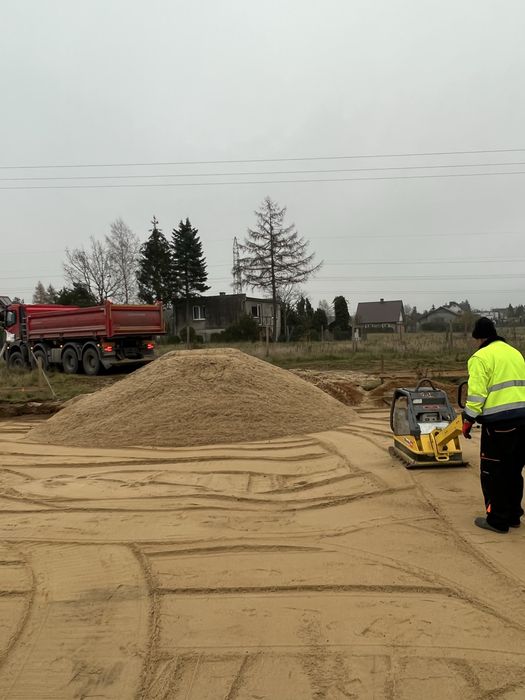 Piasek , pospółka do zasypywania
