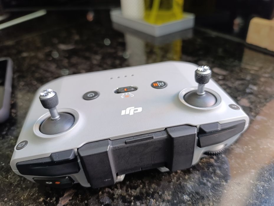 DJI Neo (Fly more combo)