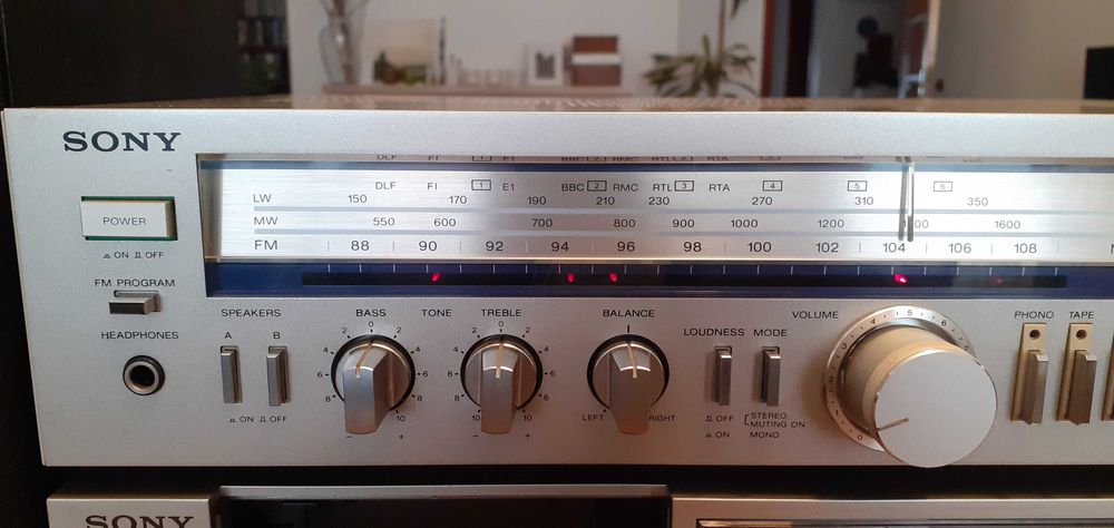 Aparelhagem Sony (anos 80) + Colunas Sanyo