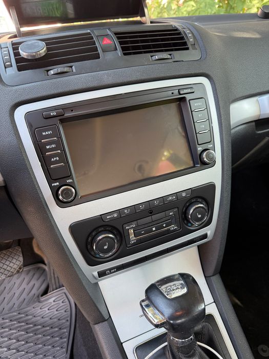 Штатна магнітола 6/64Gb Skoda Octavia A5 Yeti Android 15