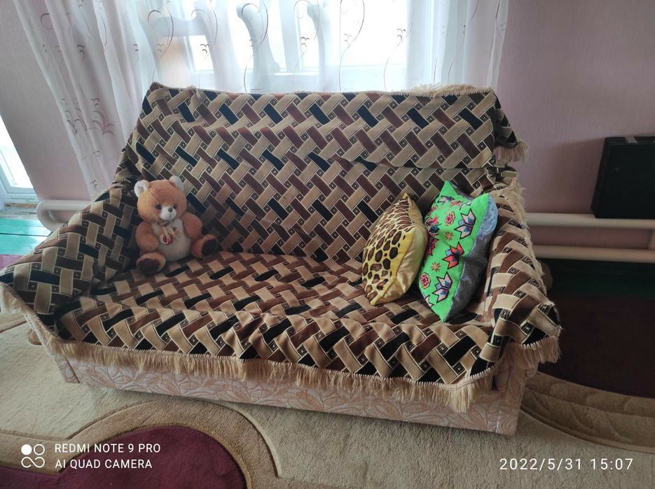 Продам диван та крісла