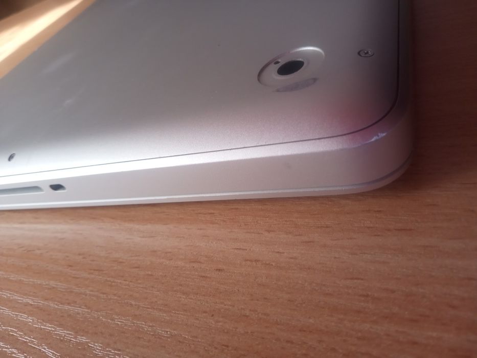 Apple MacBook Pro  15cali A1286- 2010r