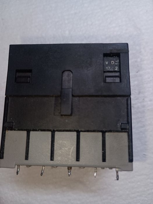 міні контактор ABB