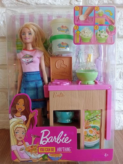 Nowa lalka Barbie z kuchnią i zestawem do robienia makaronu + gratis