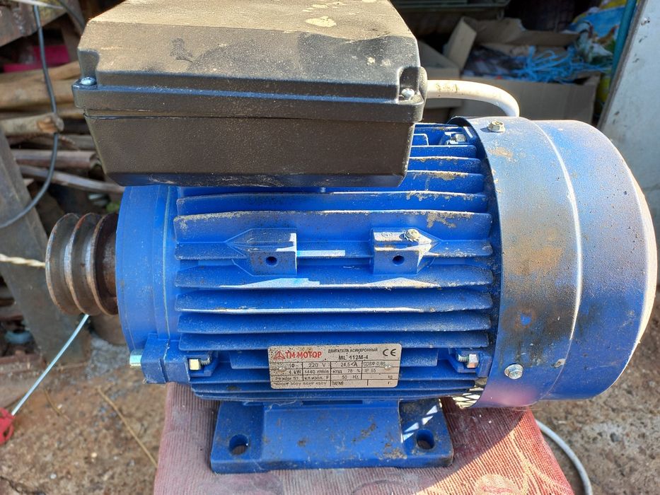 Продам двигун 220 ВТ