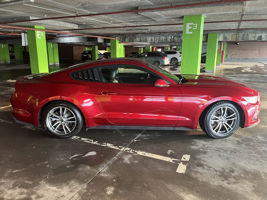 Ford Mustang 2,3