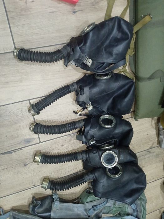 Противогаз ип-5 распипатари аптечки книги ГО