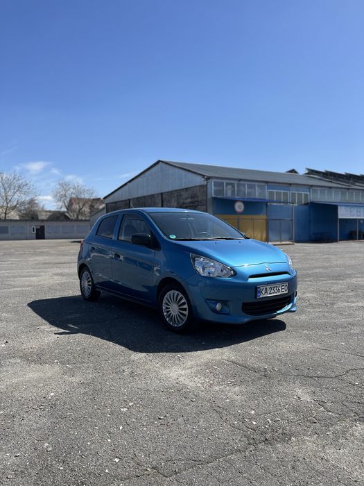 Mitsubishi Space Star 2014 року