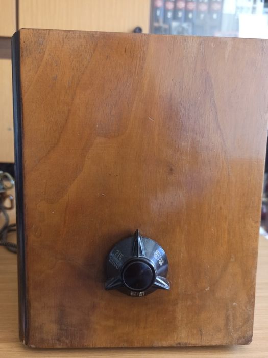 PRL Stary radioodbiornik lampowy Typ RSZ-48