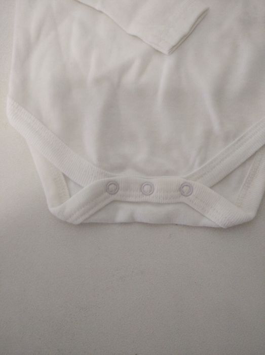 Dois bodys novos da Modalfa tamanho 1/3 meses