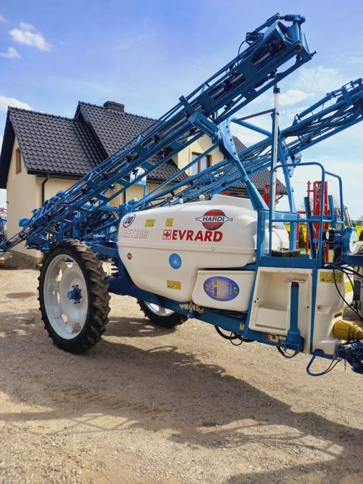 Opryakiwacz evrard meteor  hardi. 2800l/24m skrętny dyszel