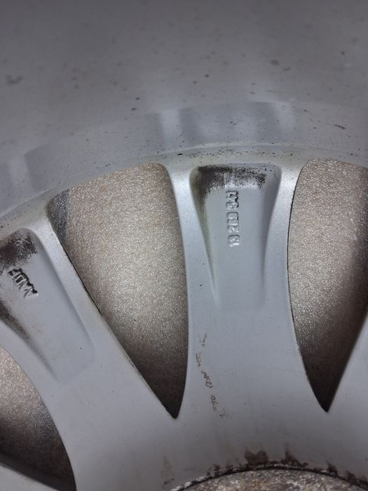 Felgi  Aluminiowe 4x Sztuki Opel Meriva 17 7x17 ET35 Oryginał