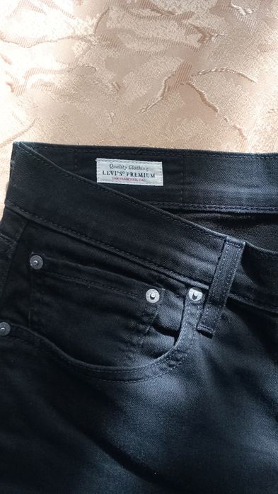 Джинси Levi's premium 502