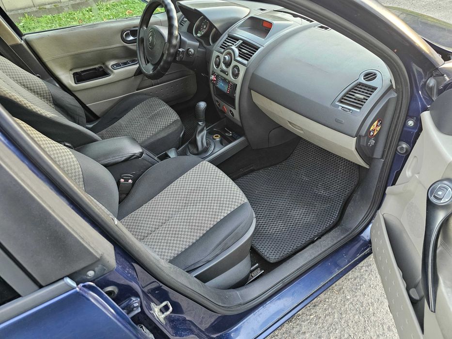 Renault Megane 2004 1.5 dCi MT