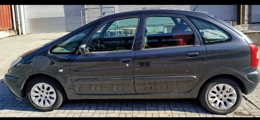 Carro - Citroën Xsara Picasso
