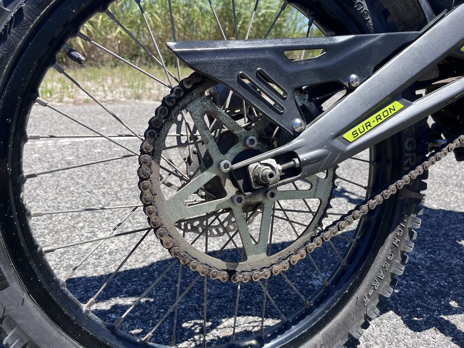 Sur-Ron Light Bee Elétrica | Extras incluídos