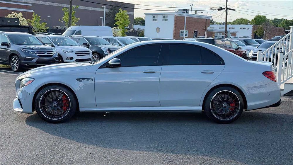 Mercedes-Benz E-Class AMG E 63 S      2019