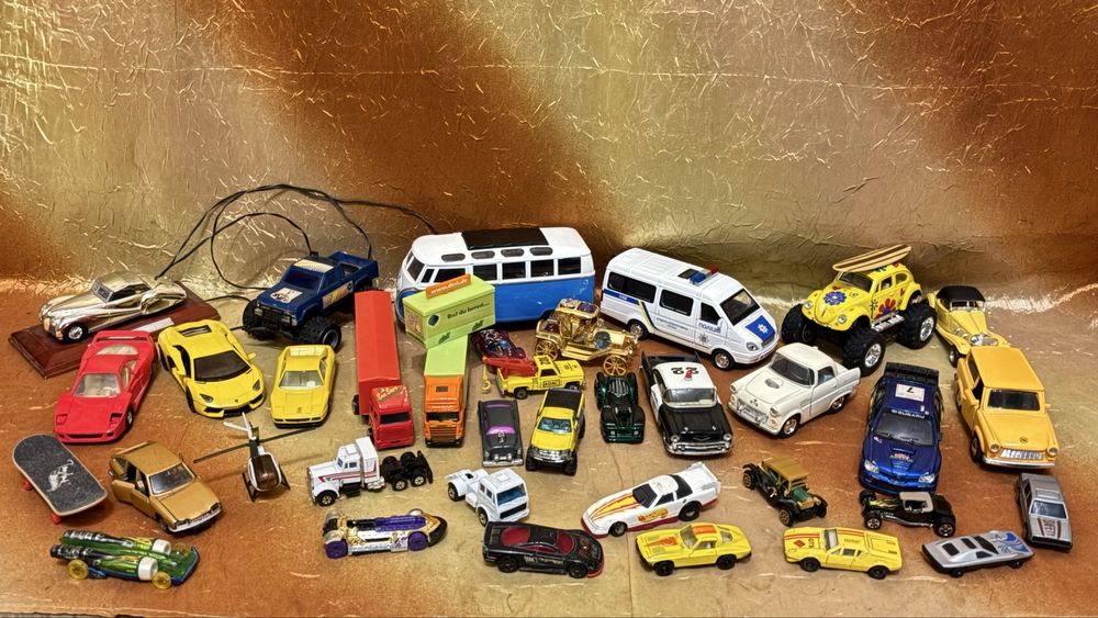 Дитячі машинки*модельки*в хорошому стані*Hot-wheels,KinsMart,Welly,