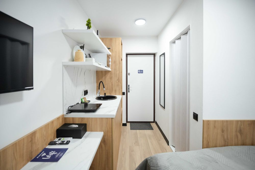 #1612 Квартира подобово. вул. Лаврська 4. парк Вічної Слави.