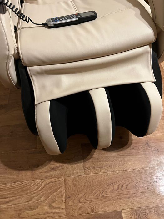 Массажное кресло