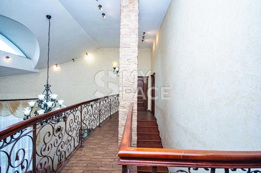 Продаж будинку 401м2 Горенка Пуща-Водиця Ірпінь Академмістечко