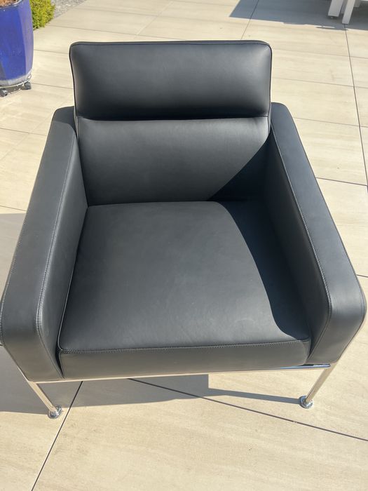Fotel wzór Fritz Hansen Series 3300