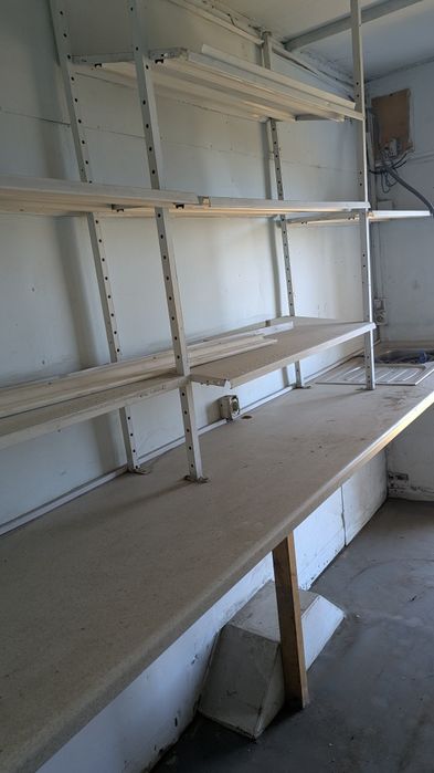 Прицеп магазинчик